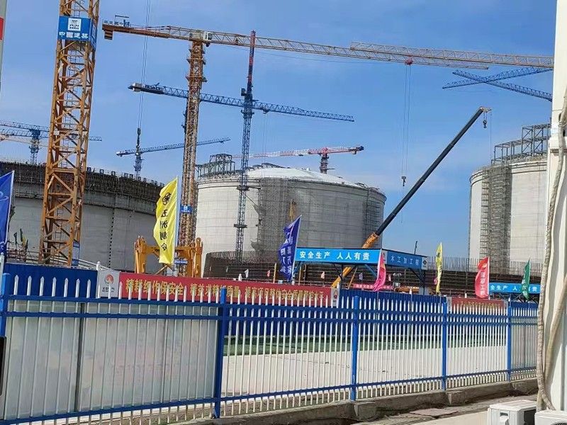 LNG新能源材料安装施工现场
